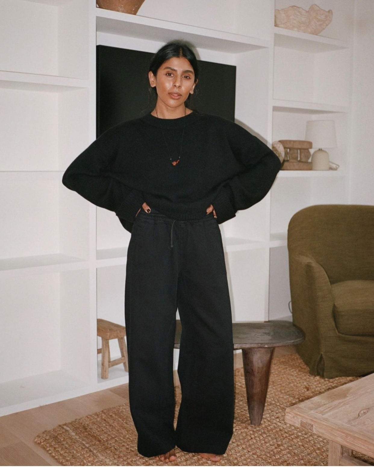 All-black Oversized Crewneck with Wide-Leg Trousers and Beaded — Classy Crewneck Outfits