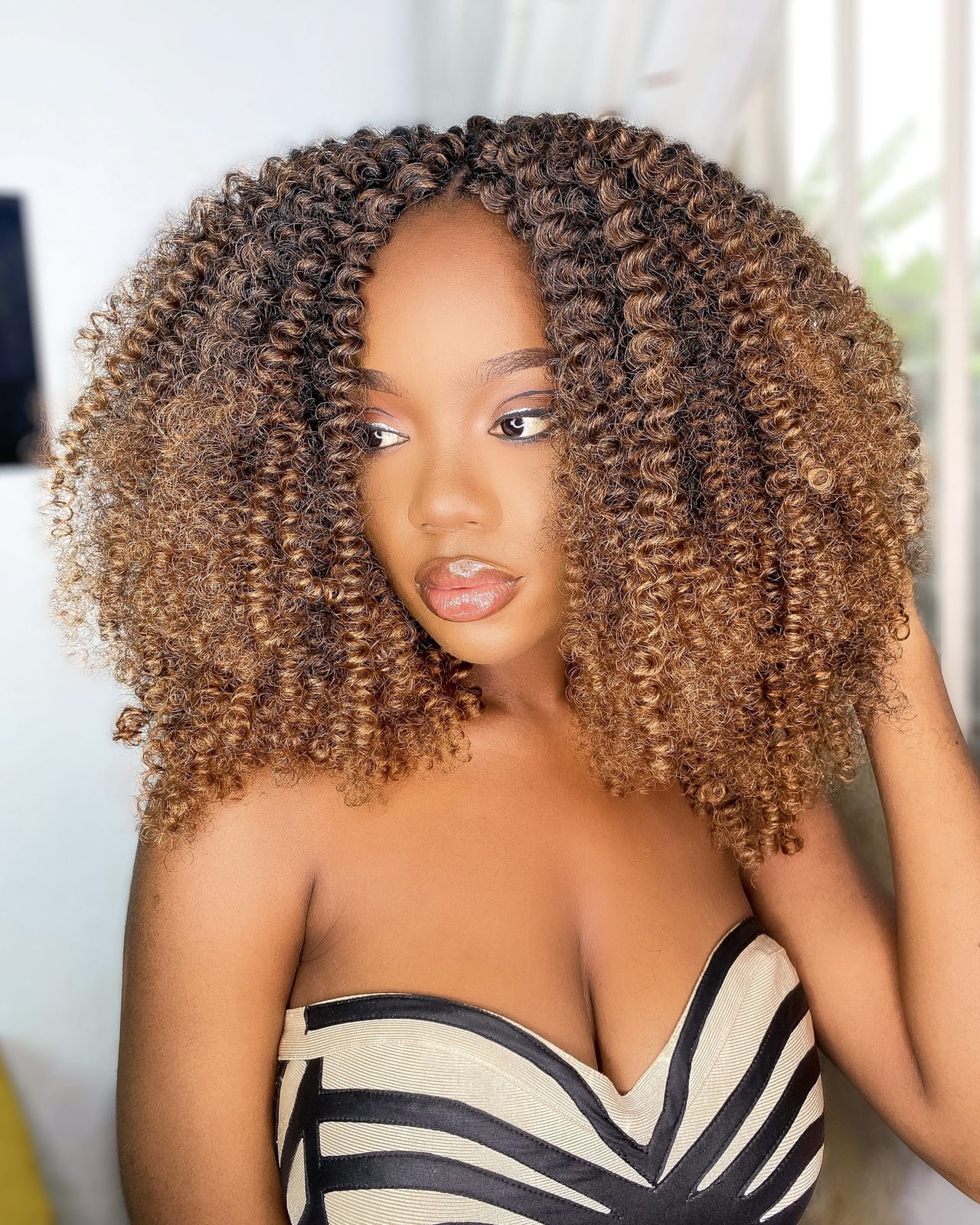 Shoulder Length Curls With Honey Blonde, Close-Up Take — Classy Crochet Hair
