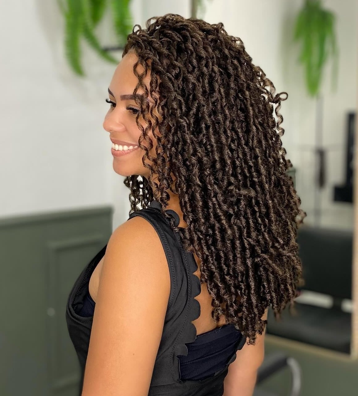 Mid-Back Loose Brown Faux Locs — Classy Crochet Hair