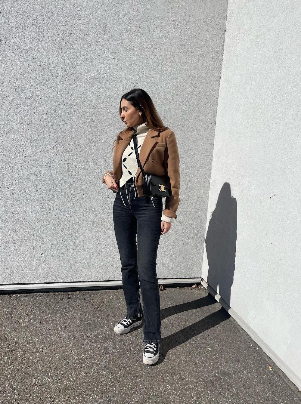 Brown Cropped Blazer With Platform Sneakers — Classy Cropped Jacket Outfits