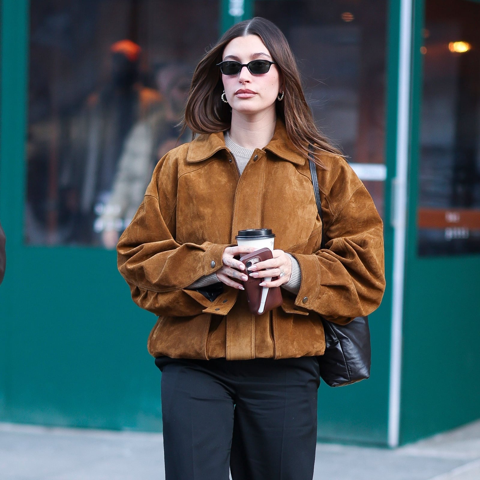 Brown Suede Oversized Cropped Jacket — Classy Cropped Jacket Outfits