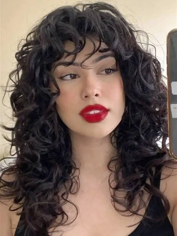 Layered Shoulder Cut With Curtain Bangs Layered Shoulder Cut With Curtain Bangs — Classy Curly Hair Cutting