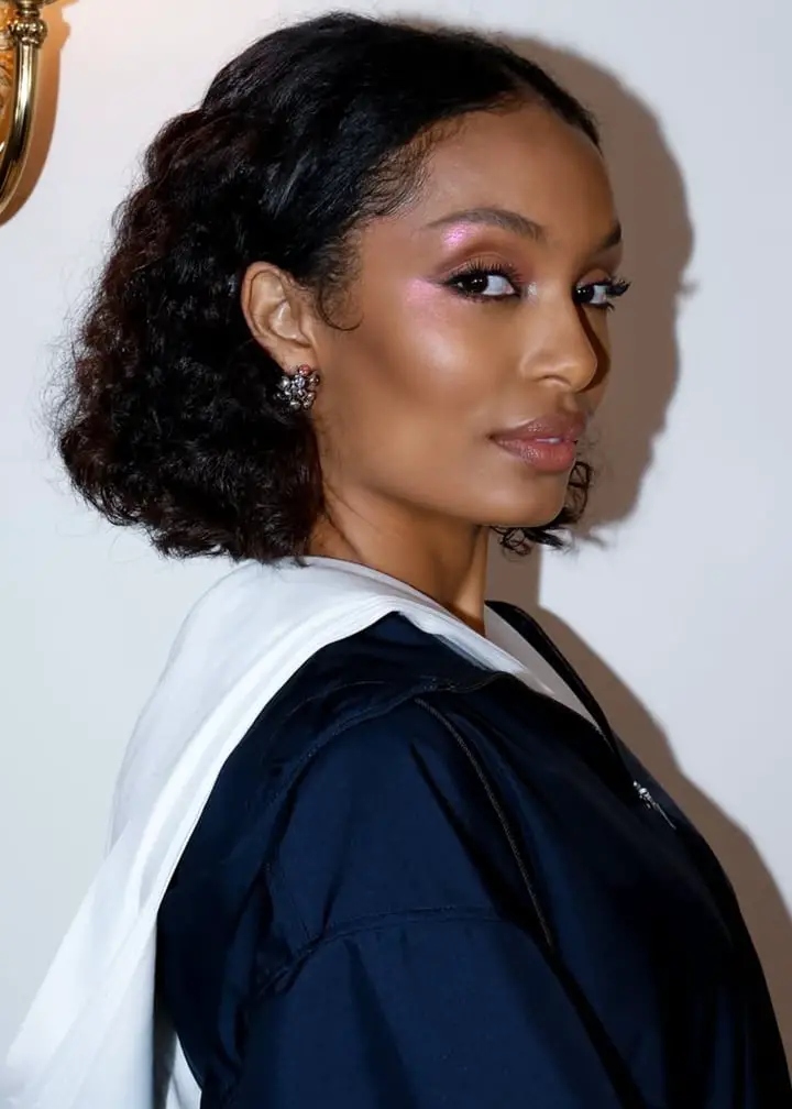 Textured Short Bob For Fine Curls Textured Short Bob For Fine Curls — Classy Curly Hair Cutting
