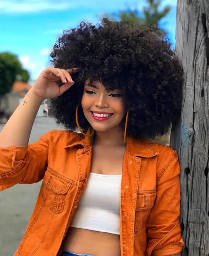 Mid-Back Layers With Natural Volume Mid-Back Layers With Natural Volume — Classy Curly Hairstyles for Black Women