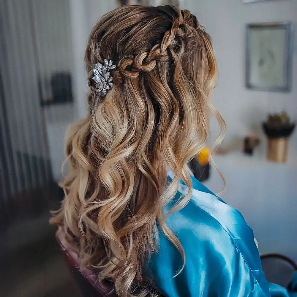 Dark Brown High Ponytail With Curls — Classy Dance Hairstyles