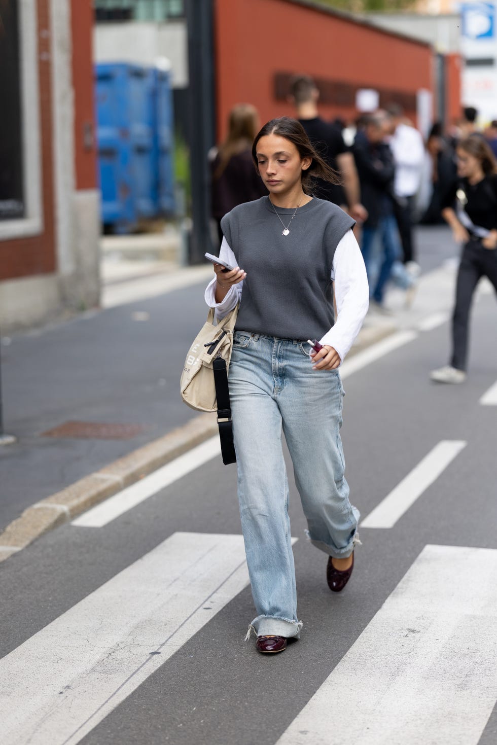 Knit Vest With Baggy Jeans — Classy Downtown Girl Outfits