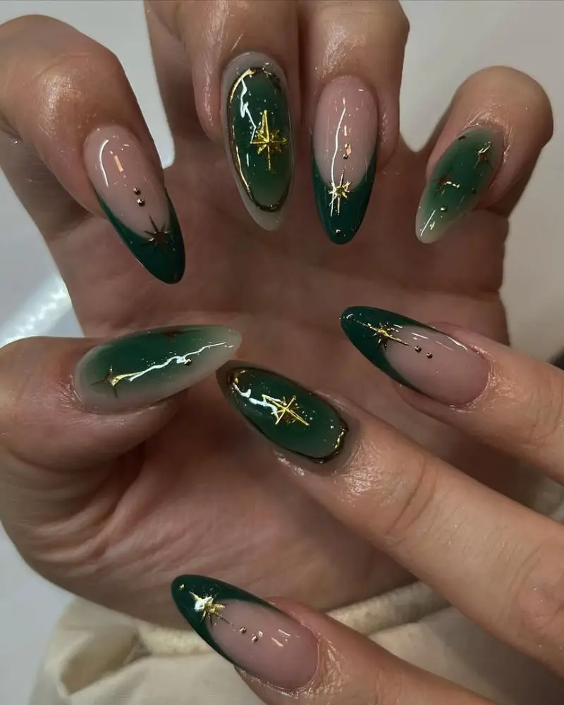 Deep Green Almond Nails With Gold Starbursts Deep Green Almond Nails With Gold Starbursts — Classy Emerald Green Nails