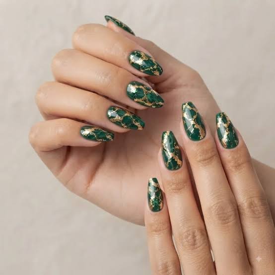Medium Almond Nails With Metallic Gold French Tips Medium Almond Nails With Metallic Gold French Tips — Classy Emerald Green Nails
