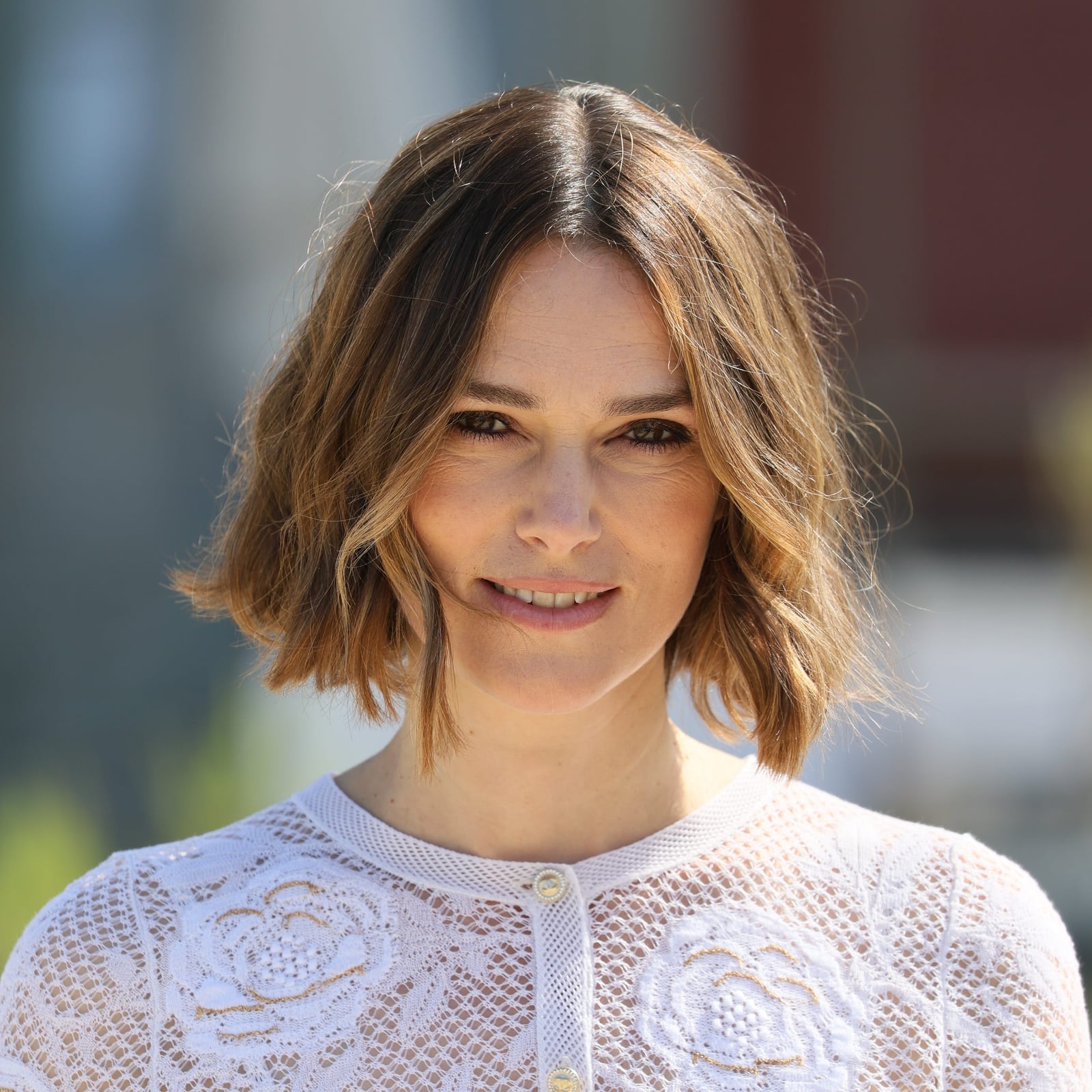 Collarbone Bob With Face-Framing Layers — Classy Everyday Hairstyles