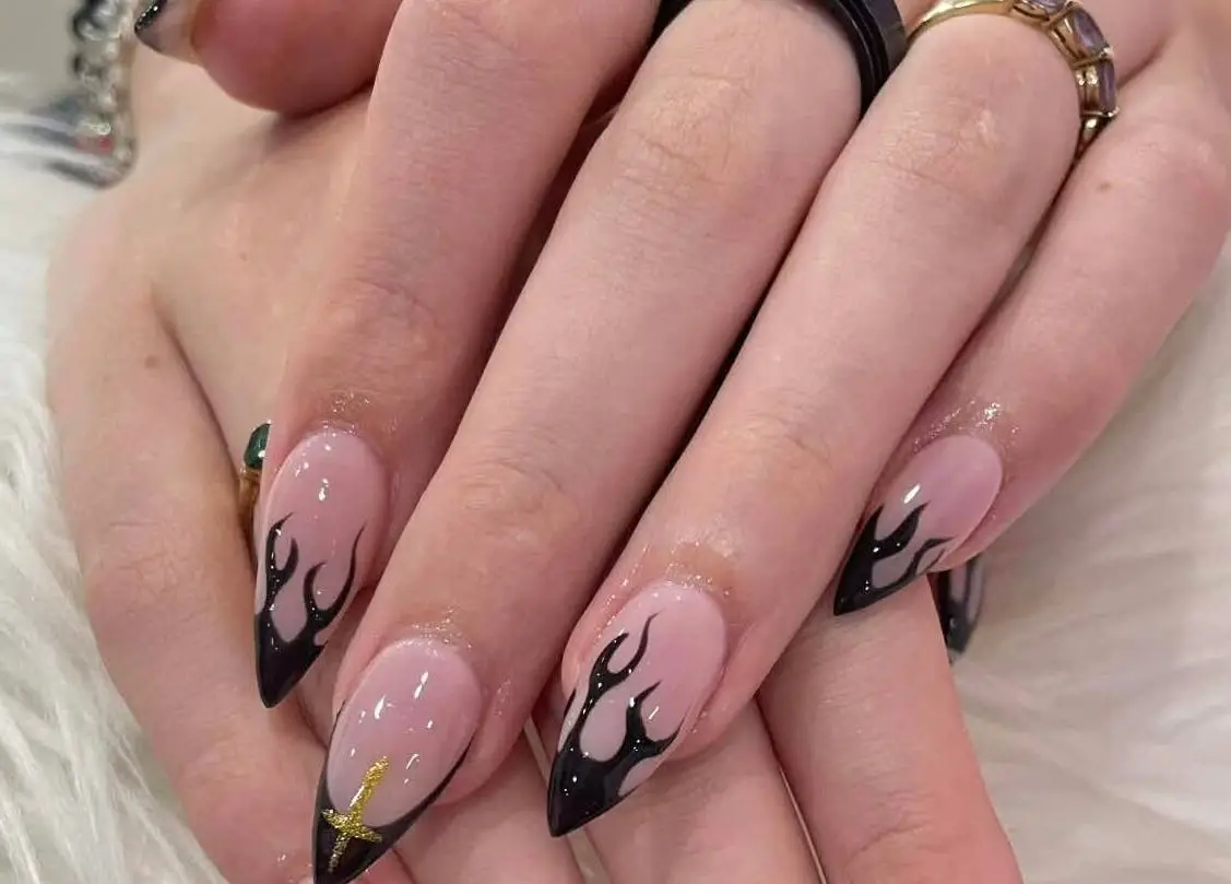 Sharp Black Flame Art Long Stiletto Pink Base, Glossy Sharp Black Flame Art Long Stiletto Pink Base, Glossy — Classy Flame Nails