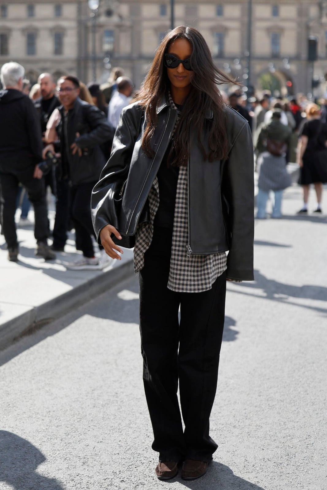 Gray Gingham Shirt With Leather Jacket Gray Gingham Shirt With Leather Jacket — Classy Flannel Outfits