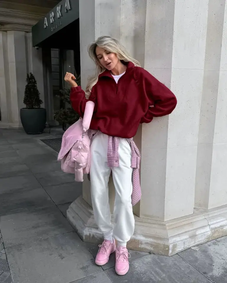 Burgundy Half-Zip Fleece Pullover Streetwear Burgundy Half-Zip Fleece Pullover Streetwear — Classy Fleece Outfits