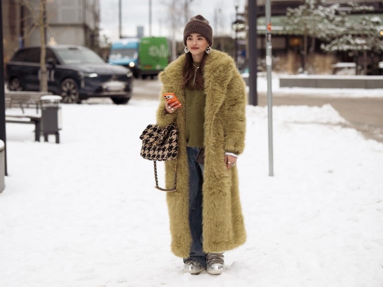 Long Olive Green Fluffy Coat for Winter Long Olive Green Fluffy Coat for Winter — Classy Fleece Outfits