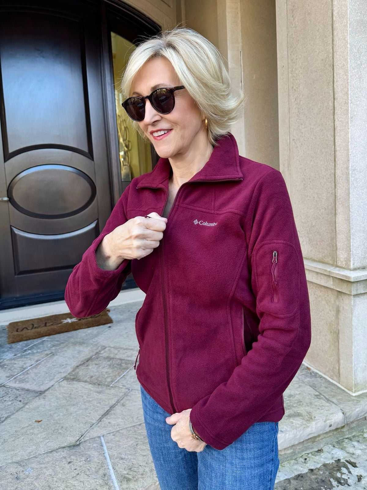 Burgundy Fleece Zip-Up Jacket with Denim Burgundy Fleece Zip-Up Jacket with Denim — Classy Fleece Outfits