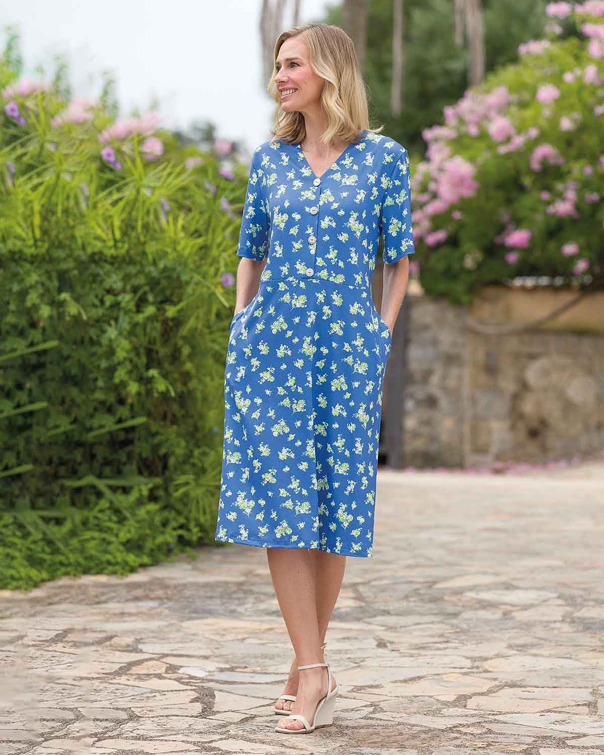 Blue Floral A-Line Dress for Casual Outings Blue Floral A-Line Dress for Casual Outings — Classy Floral Outfits