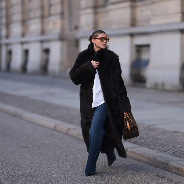 Floor-length Faux Fur Coat with White Shirt and Jeans — Classy Fur Outfits