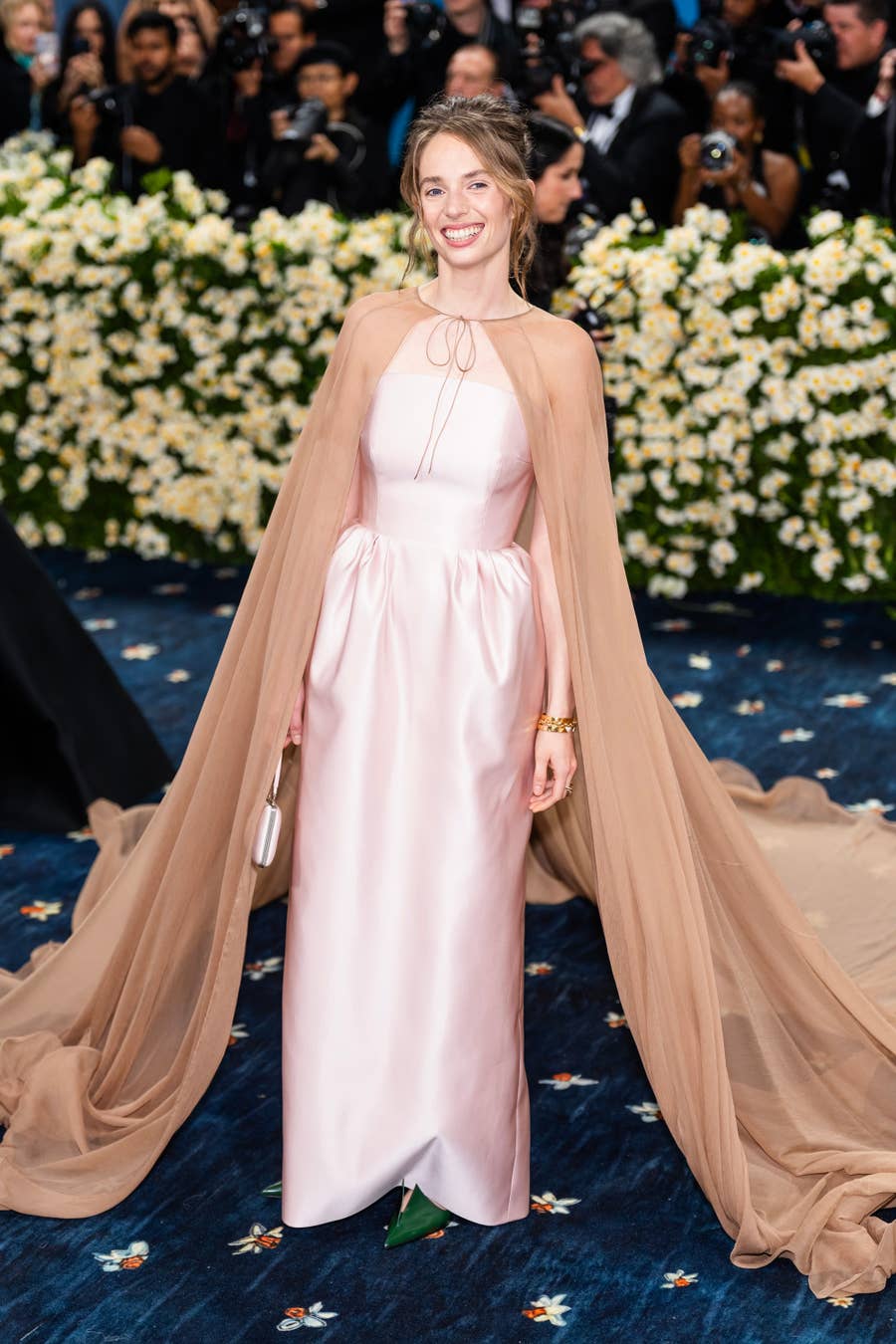 Pale Pink Satin Gown with Flowing Beige Chiffon Cape Pale Pink Satin Gown with Flowing Beige Chiffon Cape — Classy Gala Outfits