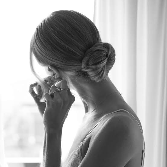 Collarbone Blonde Sleek Low Bun — Classy Going Out Hairstyles