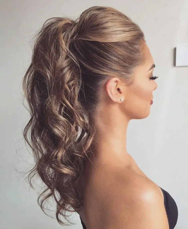 Ash Blonde High Ponytail With Waves — Classy Going Out Hairstyles