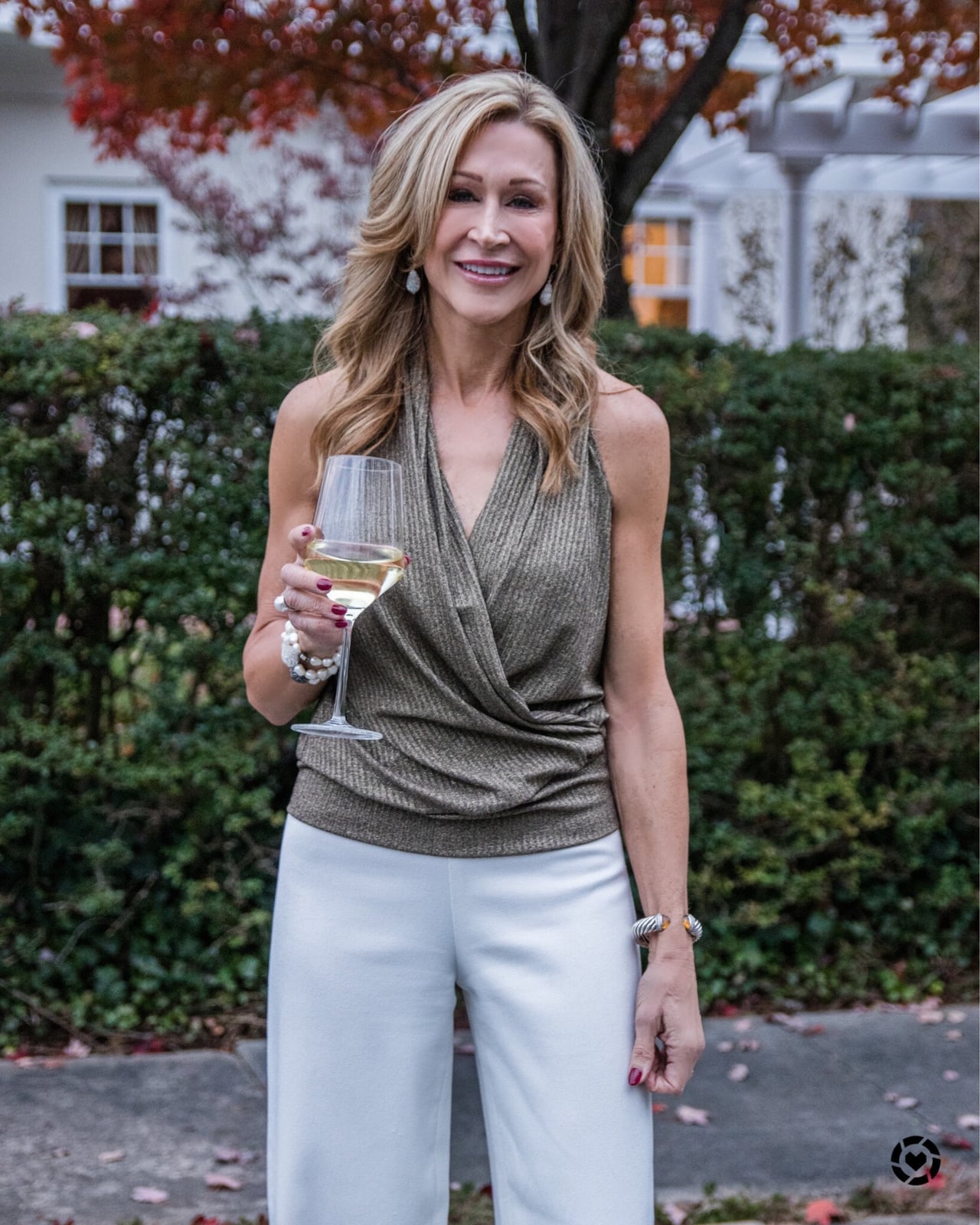 Gold Metallic Wrap Top With Wide Leg Trousers Gold Metallic Wrap Top With Wide Leg Trousers — Classy Gold Outfits