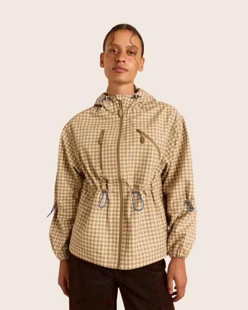 Beige Gingham Hooded Jacket With Cinched Waist Beige Gingham Hooded Jacket With Cinched Waist — Classy Gorpcore Outfits