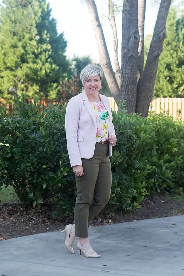 Olive Green Trousers with Floral Blouse and Pink Blazer — Classy Green Pants Outfits