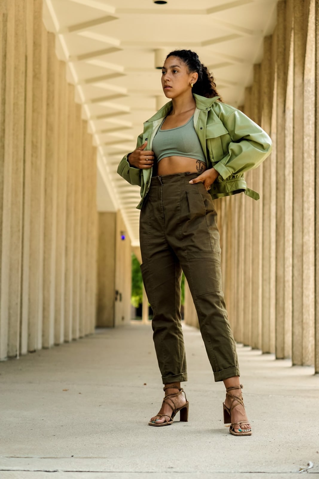 Olive Green Cargo Trousers with Cropped Jacket — Classy Green Pants Outfits
