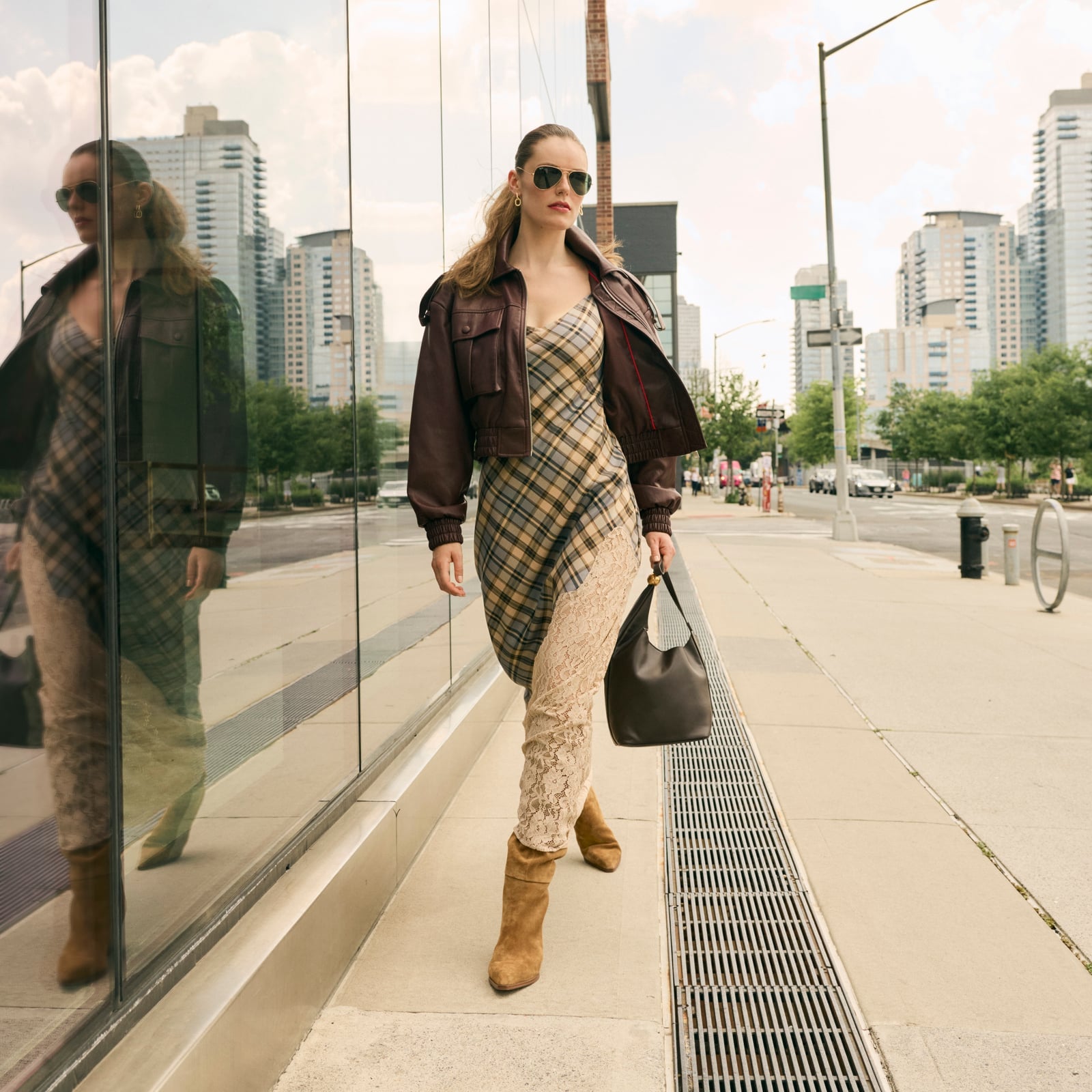 The '90s It Girl Comeback: Fashion Trends That Still Hit