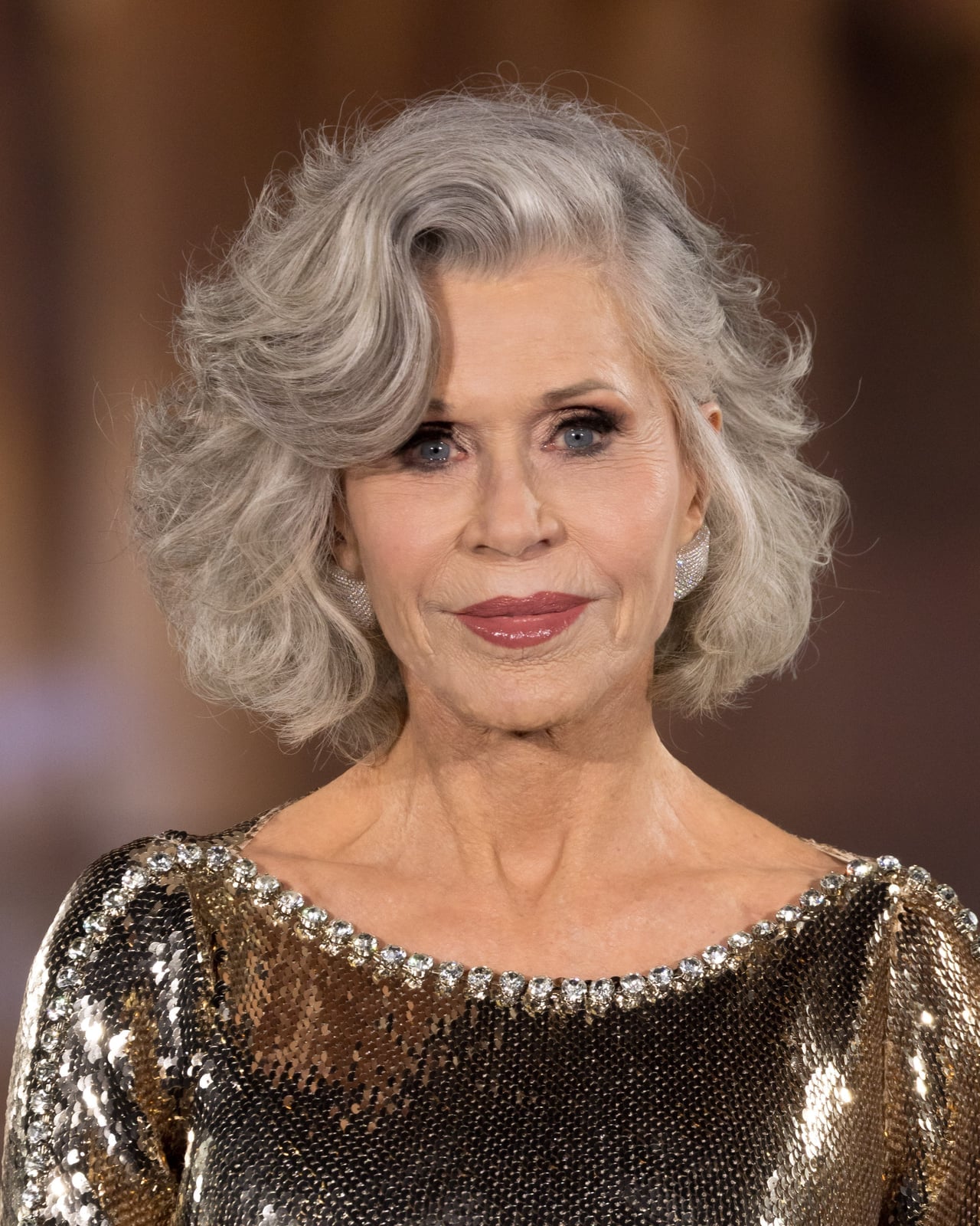 Voluminous Bob With Side-Swept Bangs Voluminous Bob With Side-Swept Bangs — Classy Hair Pictures