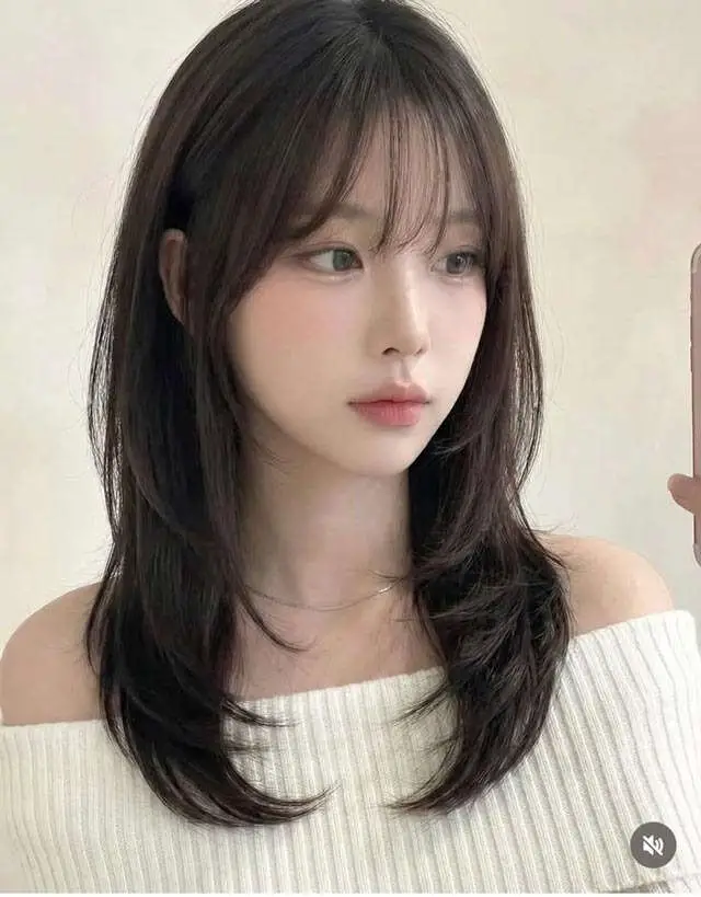 Mid-Back Layers With Wispy Bangs Mid-Back Layers With Wispy Bangs — Classy Hair with Bangs