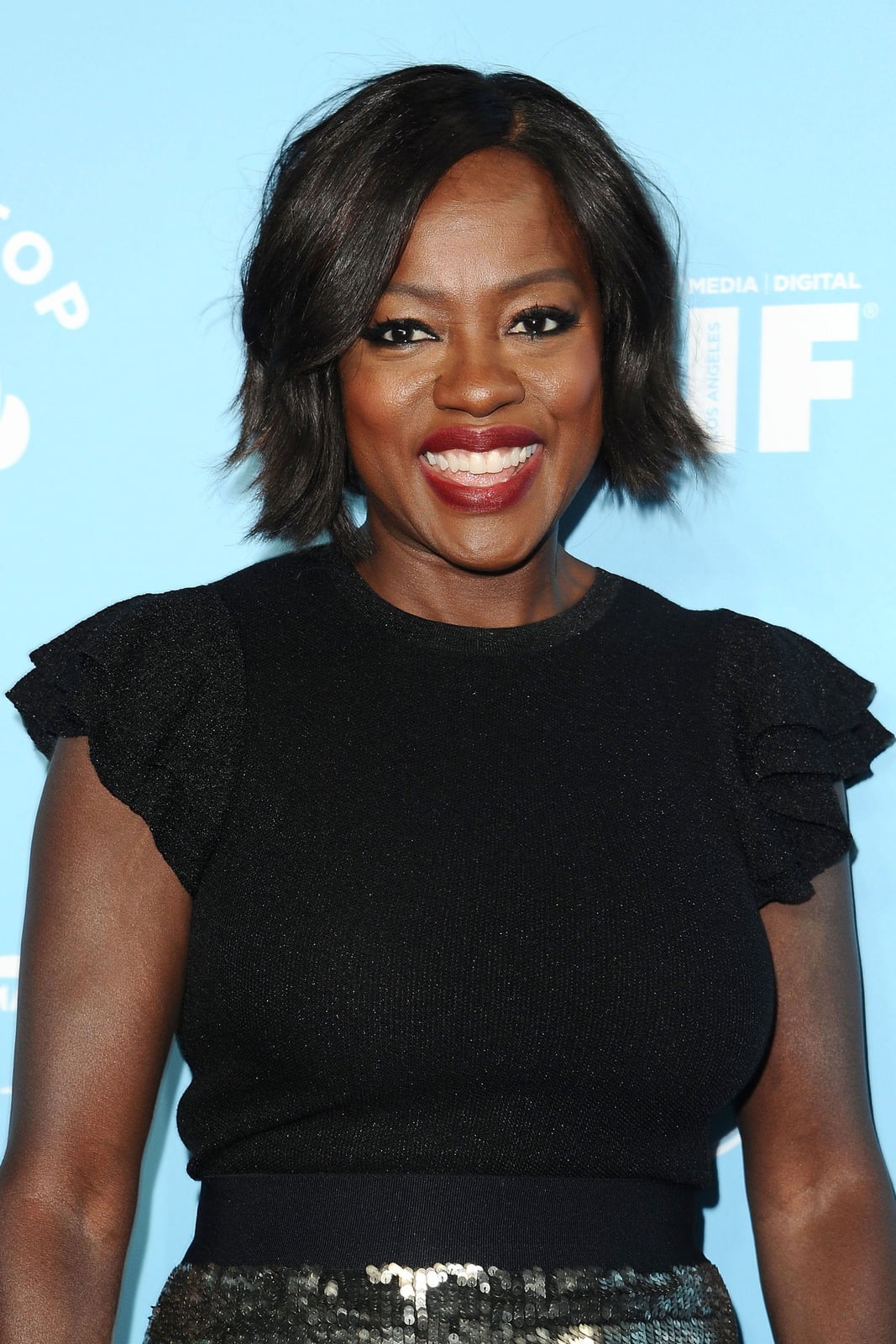 Short Ear-Length Bob With Sharp Line Short Ear-Length Bob With Sharp Line — Classy Hairstyles for Thick Hair