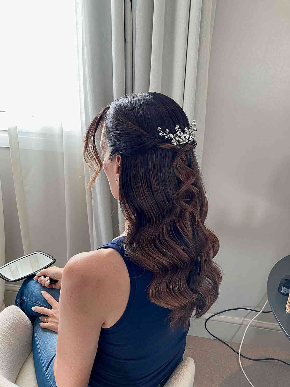 Dark Brown Half-Up Half-Down With Accessory Dark Brown Half-Up Half-Down With Accessory — Classy Hairstyles to Do