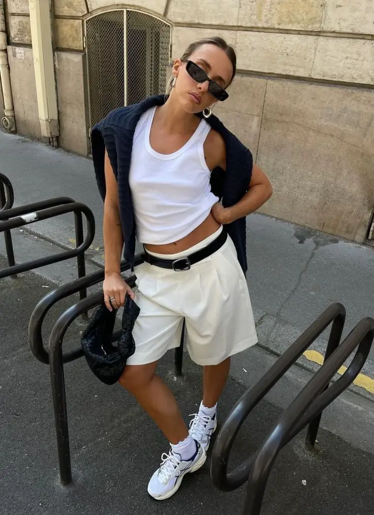 White Tank with Navy Sweater and Wide-Leg Shorts White Tank with Navy Sweater and Wide-Leg Shorts — Classy High School Outfits