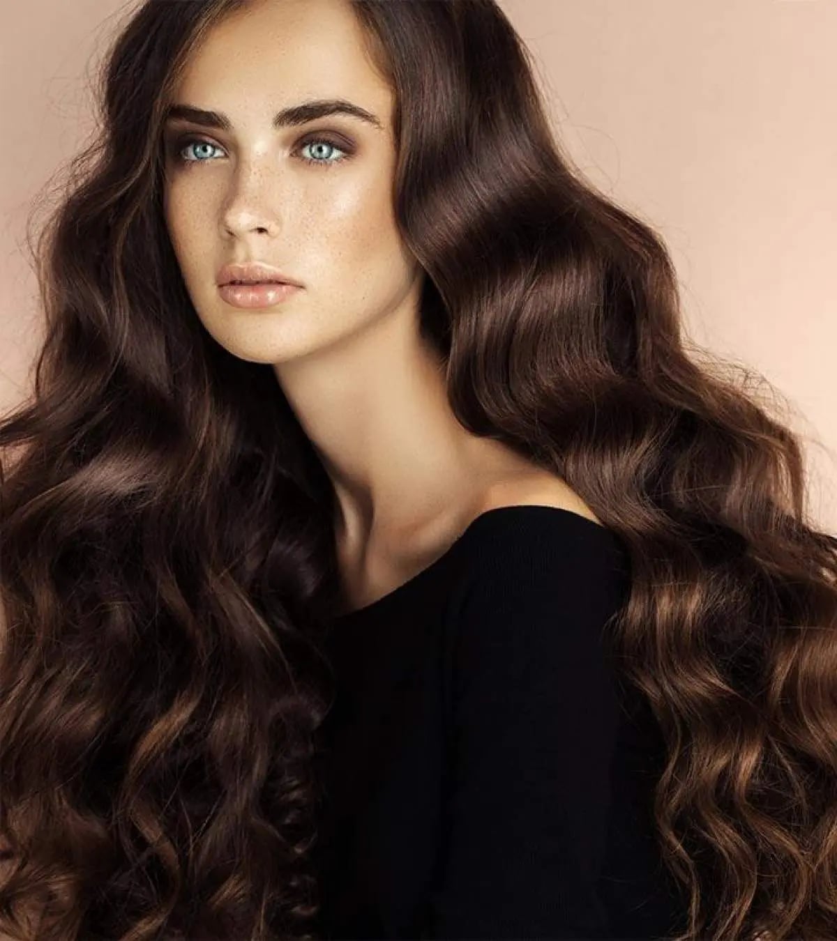 Mid-Back Dark Brown Subtle Lighter Brown Waves With Curtain Bangs Mid-Back Dark Brown Subtle Lighter Brown Waves With Curtain Bangs — Classy Highlights on Brown Hair