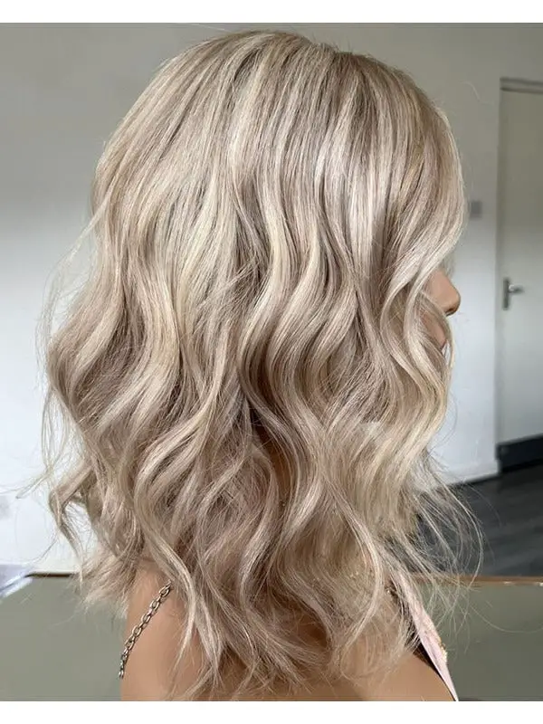 Short Platinum Blonde Bob With Highlights Short Platinum Blonde Bob With Highlights — Classy Highlights Wig