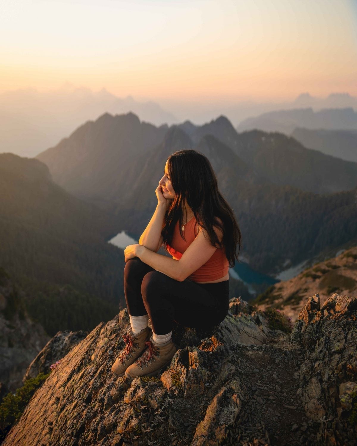 Orange Tank Top and Black Leggings Mountain Peak Style Orange Tank Top and Black Leggings Mountain Peak Style — Classy Hiking Outfits