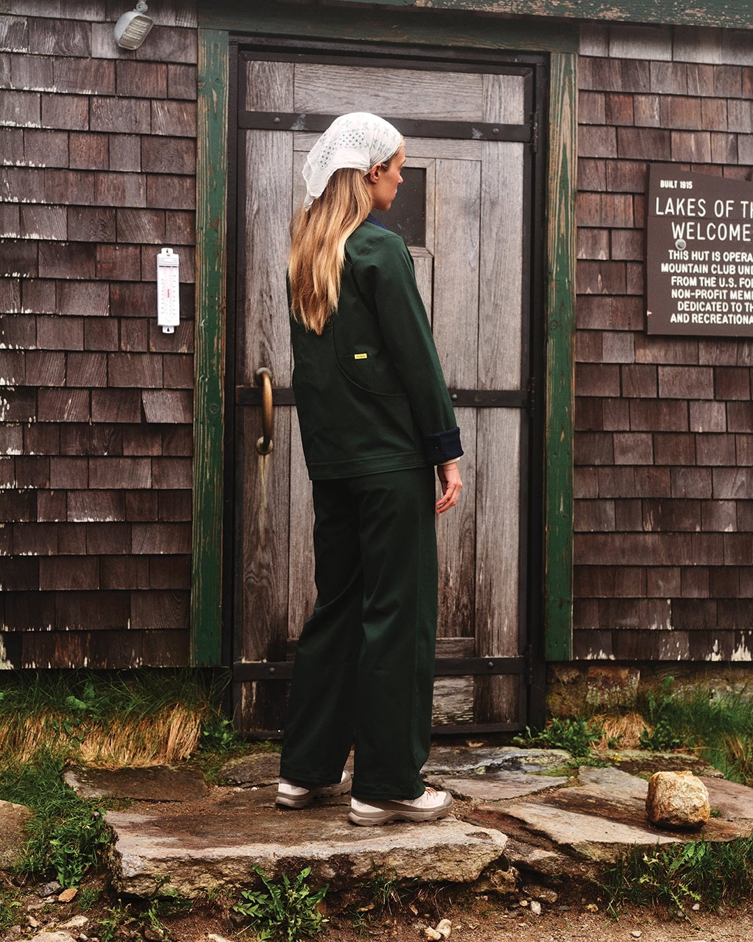 Dark Green Jacket and Trousers with Beige Sneakers Dark Green Jacket and Trousers with Beige Sneakers — Classy Hiking Outfits