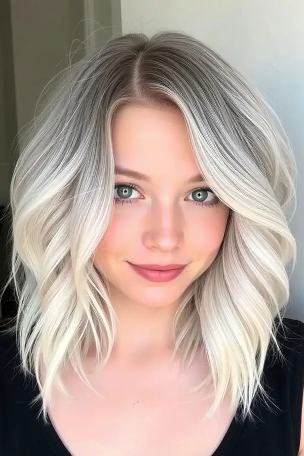 Collarbone Lob with Face-Framing Pieces Collarbone Lob with Face-Framing Pieces — Classy Icy Blonde Hair