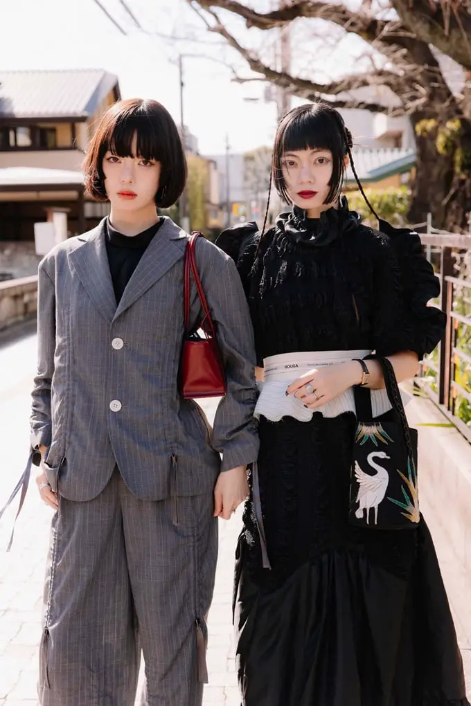 Traditional Sunflower Print Yukata Ensemble Traditional Sunflower Print Yukata Ensemble — Classy Japan Outfits