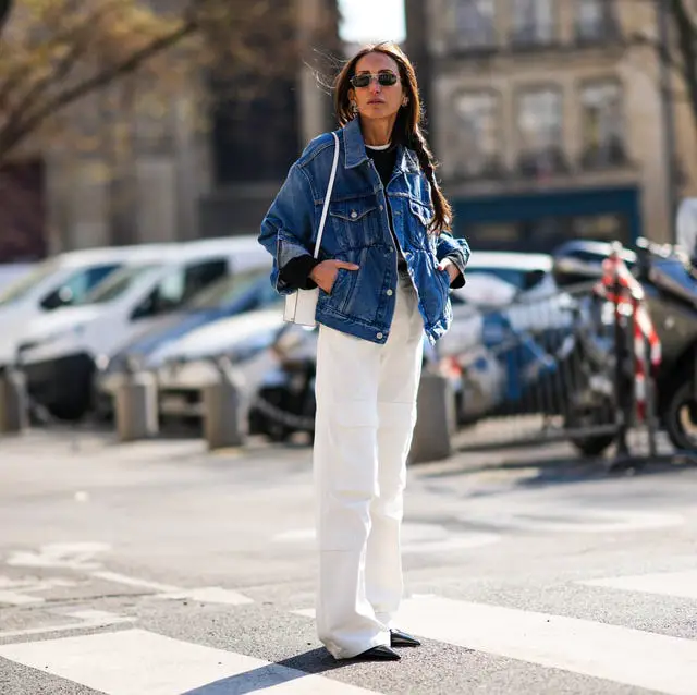 Oversized Denim Jacket With White Pants Oversized Denim Jacket With White Pants — Classy Jean Jacket Outfits