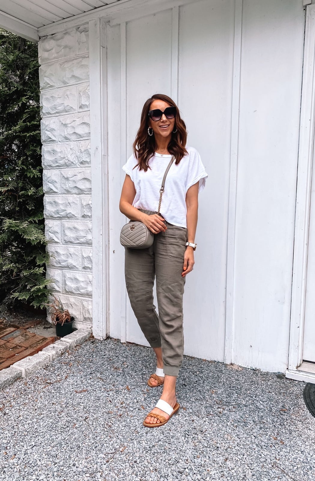 Olive Green Tapered Joggers With Sandals Olive Green Tapered Joggers With Sandals — Classy Joggers Outfits