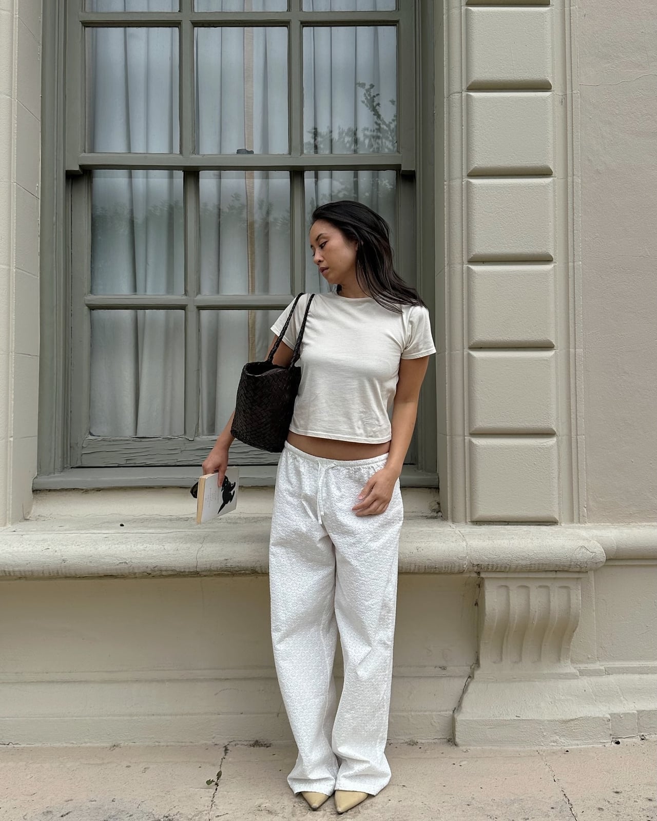 White Cropped T-Shirt and Patterned Sweatpants — Classy La Outfits