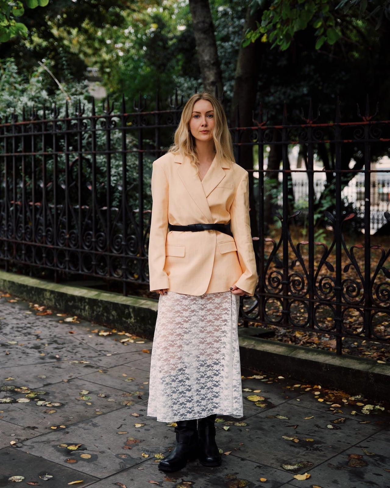 White Sheer Lace Midi Skirt With Peach Blazer And Boots White Sheer Lace Midi Skirt With Peach Blazer And Boots — Classy Lace Skirt Outfit