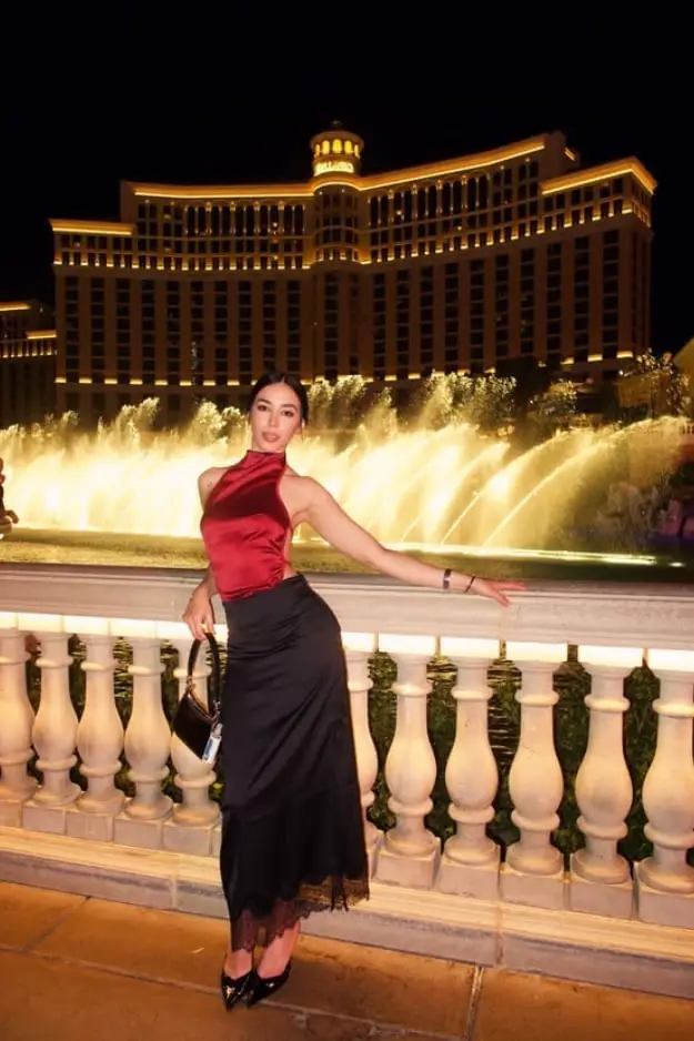 Red Satin Halter Top with Black Satin Maxi Skirt Red Satin Halter Top with Black Satin Maxi Skirt — Classy Las Vegas Outfits