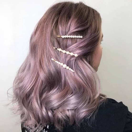 Pastel Lavender Collarbone Soft Layers Pastel Lavender Collarbone Soft Layers — Classy Lavender Hair