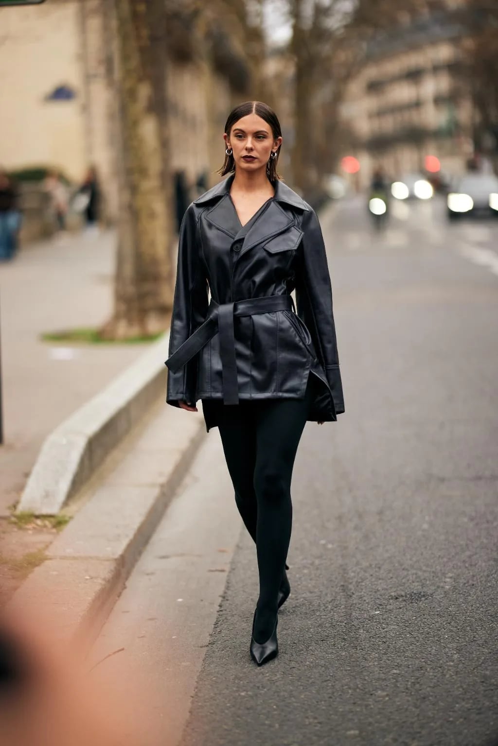 Belted Oversized Leather Blazer for Street Style — Classy Leather Outfits