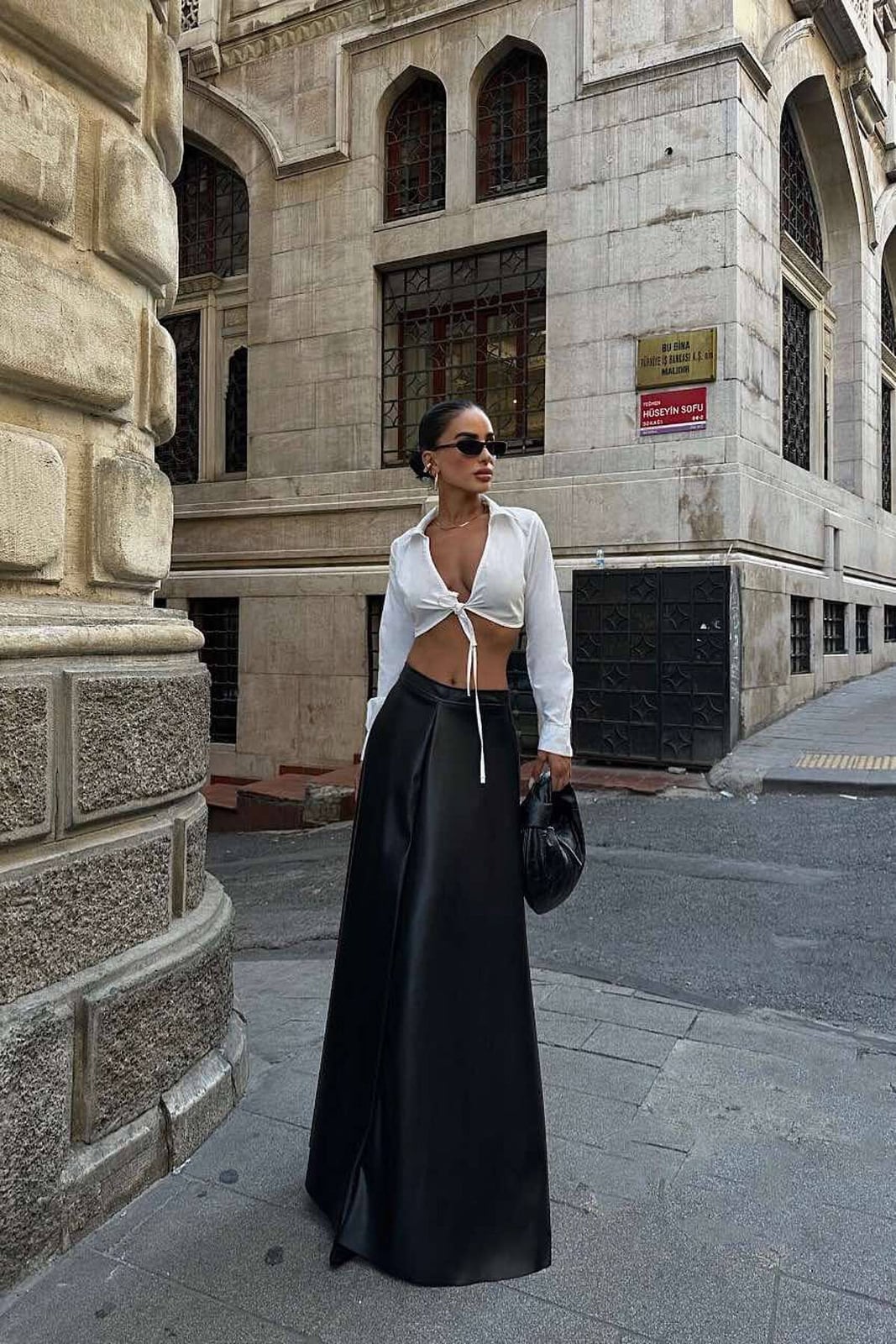 Monochromatic Leather Maxi Skirt Outfit — Classy Leather Outfits