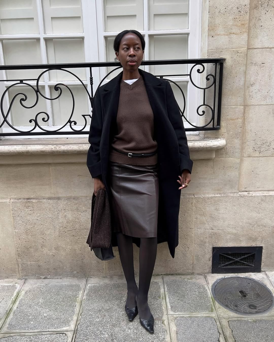 Brown Leather Midi Skirt with Trench Coat — Classy Leather Outfits