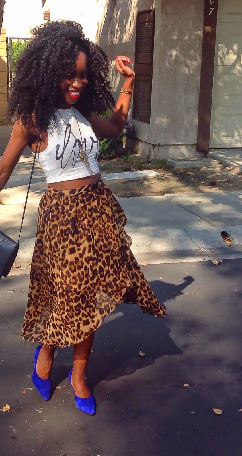 Flowy Leopard Skirt with Vibrant Blue Suede Heels — Classy Leopard Skirt Outfit