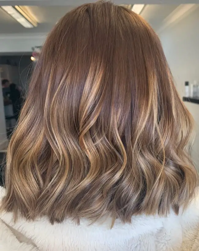 Collarbone Lob With Caramel Balayage — Classy Light Brown Balayage